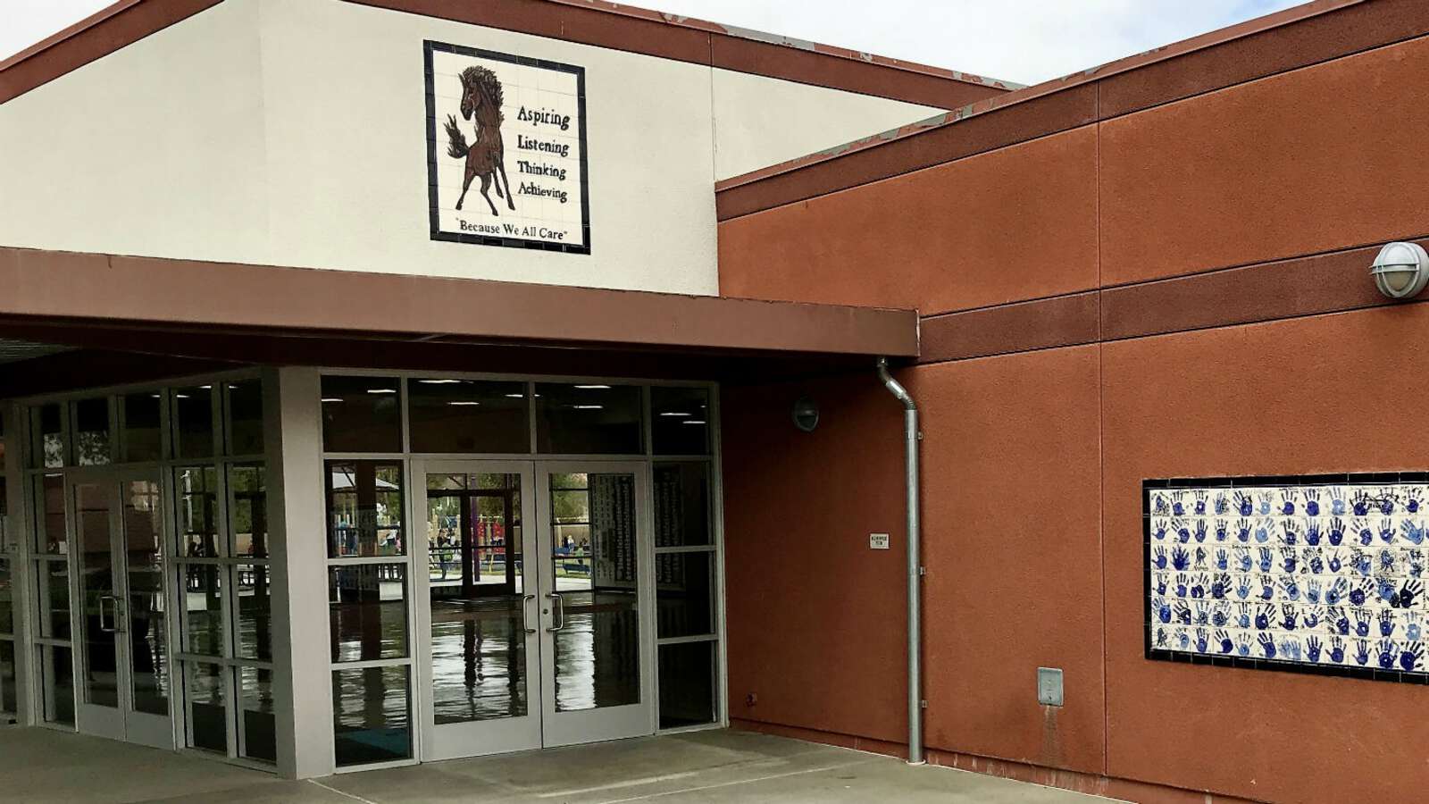 Alta Murrieta Elementary School in Murrieta California Hero Image