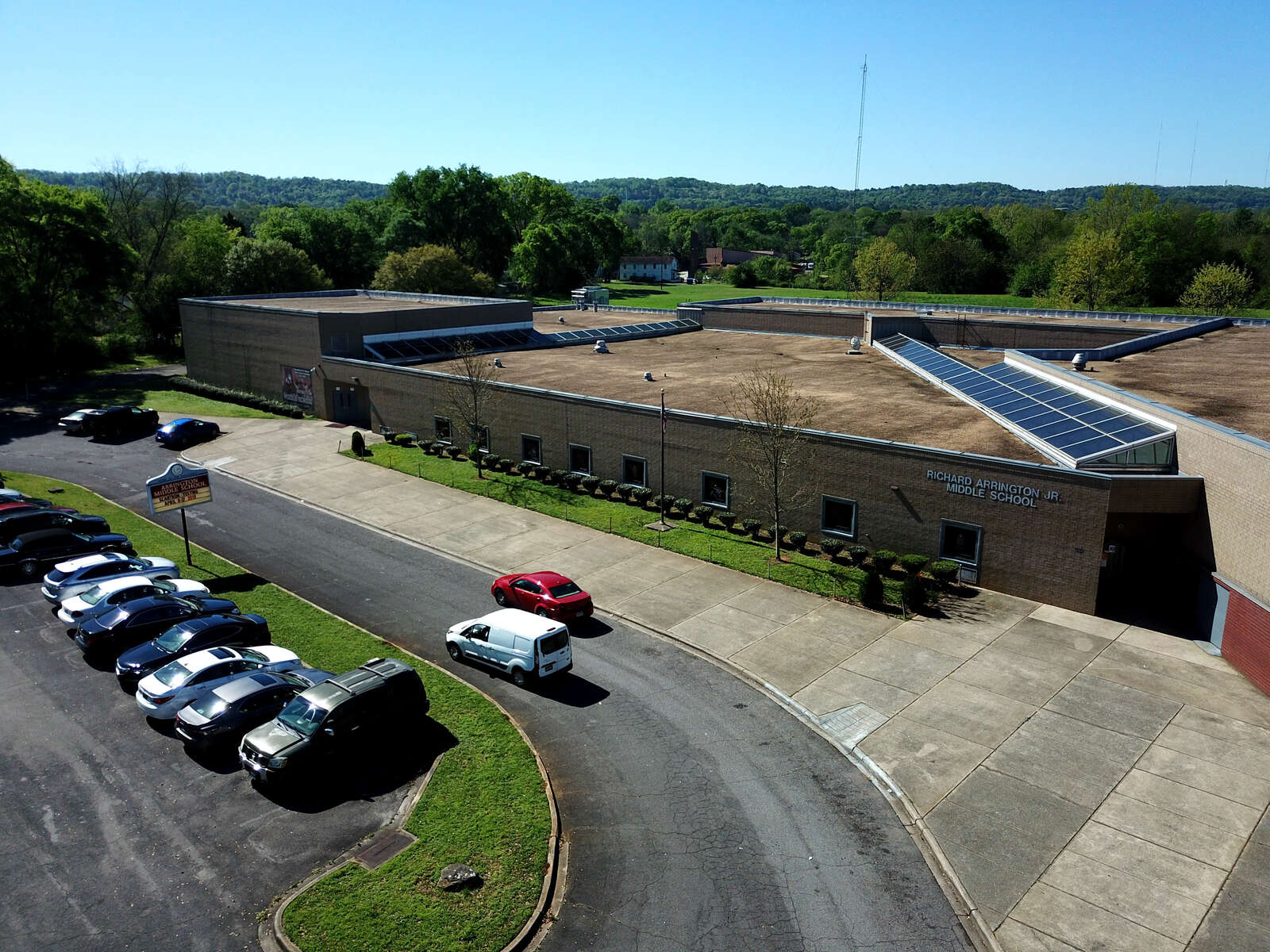 Richard Arrington Jr. Middle School in Birmingham Alabama Hero Image