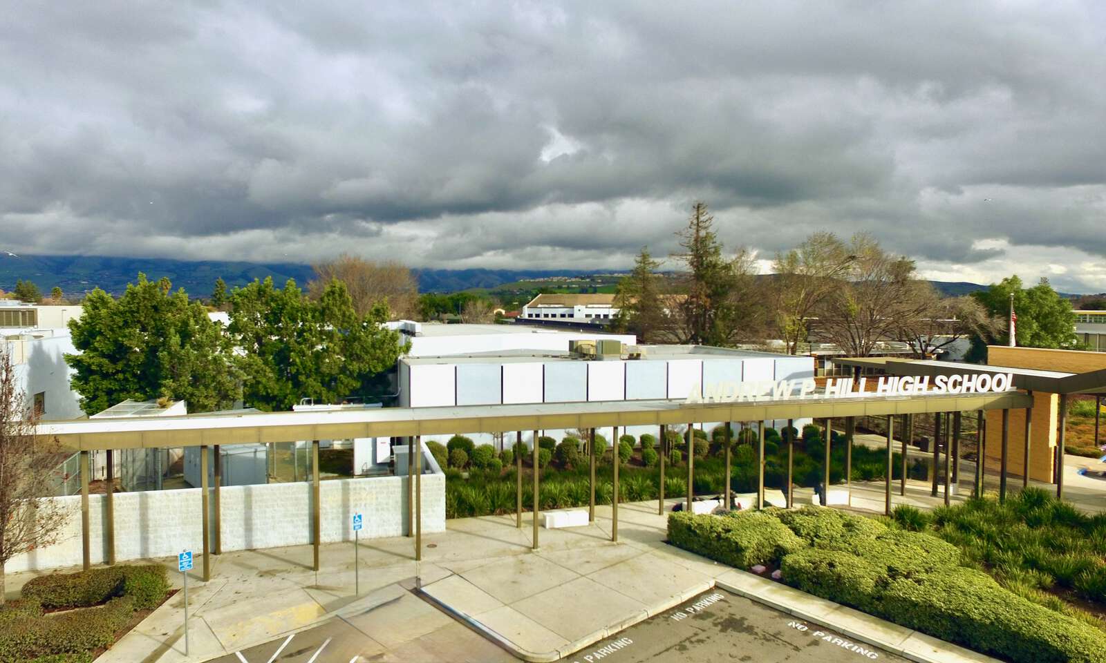 Andrew P. Hill High School in San Jose California Hero Image