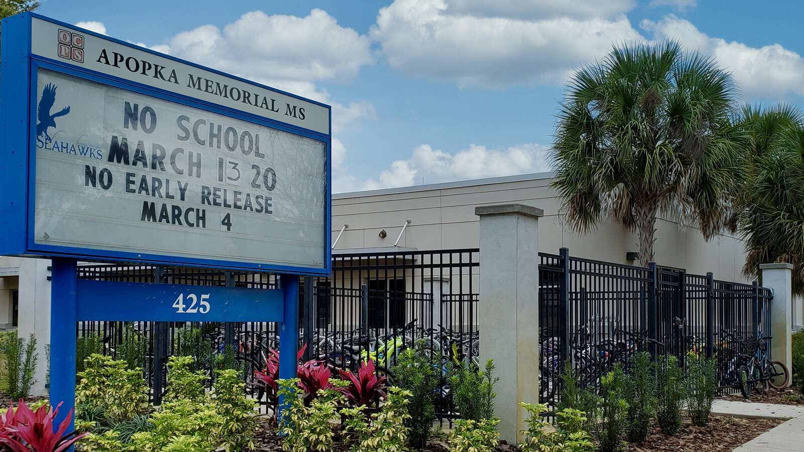 Apopka Middle School in Apopka Florida Hero Image