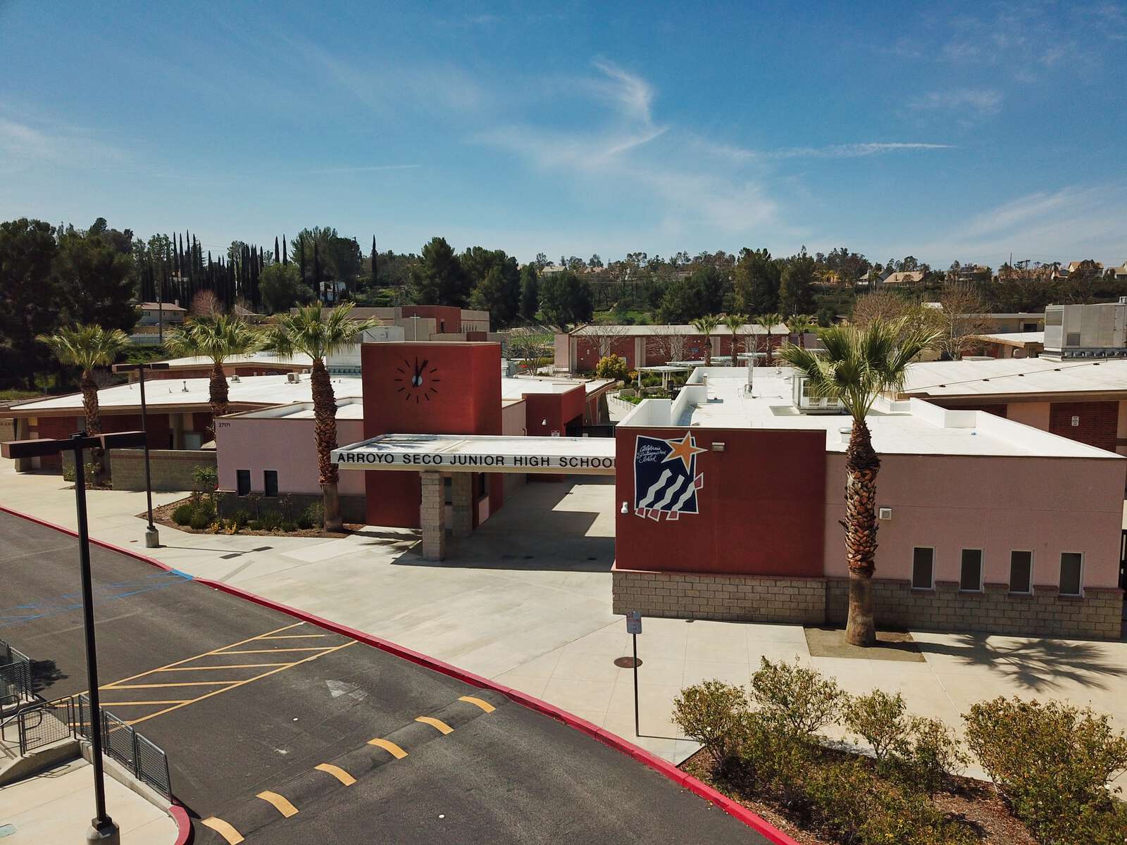 Arroyo Seco Junior High School in Valencia California Hero Image