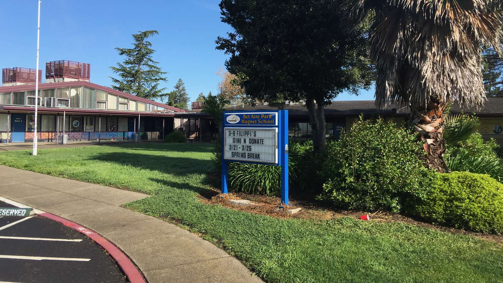 Bel Aire Park Magnet Elementary School in Napa California Hero Image