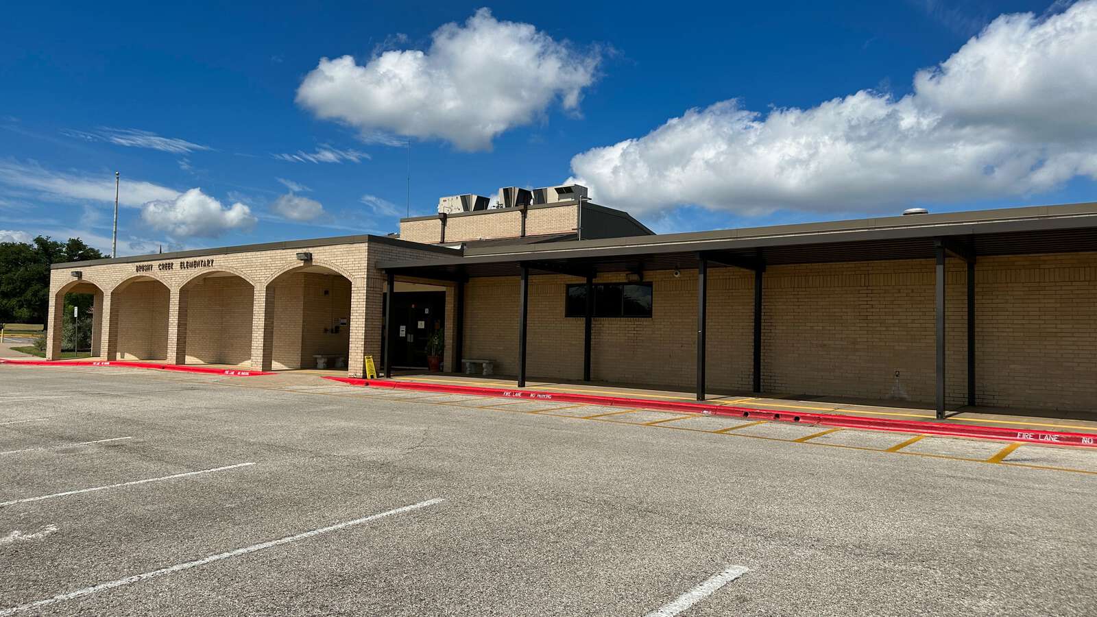 Brushy Creek Elementary School in Round Rock Texas Hero Image