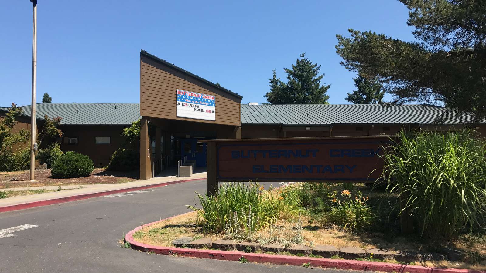 Butternut Creek Elementary School in Aloha Oregon Hero Image