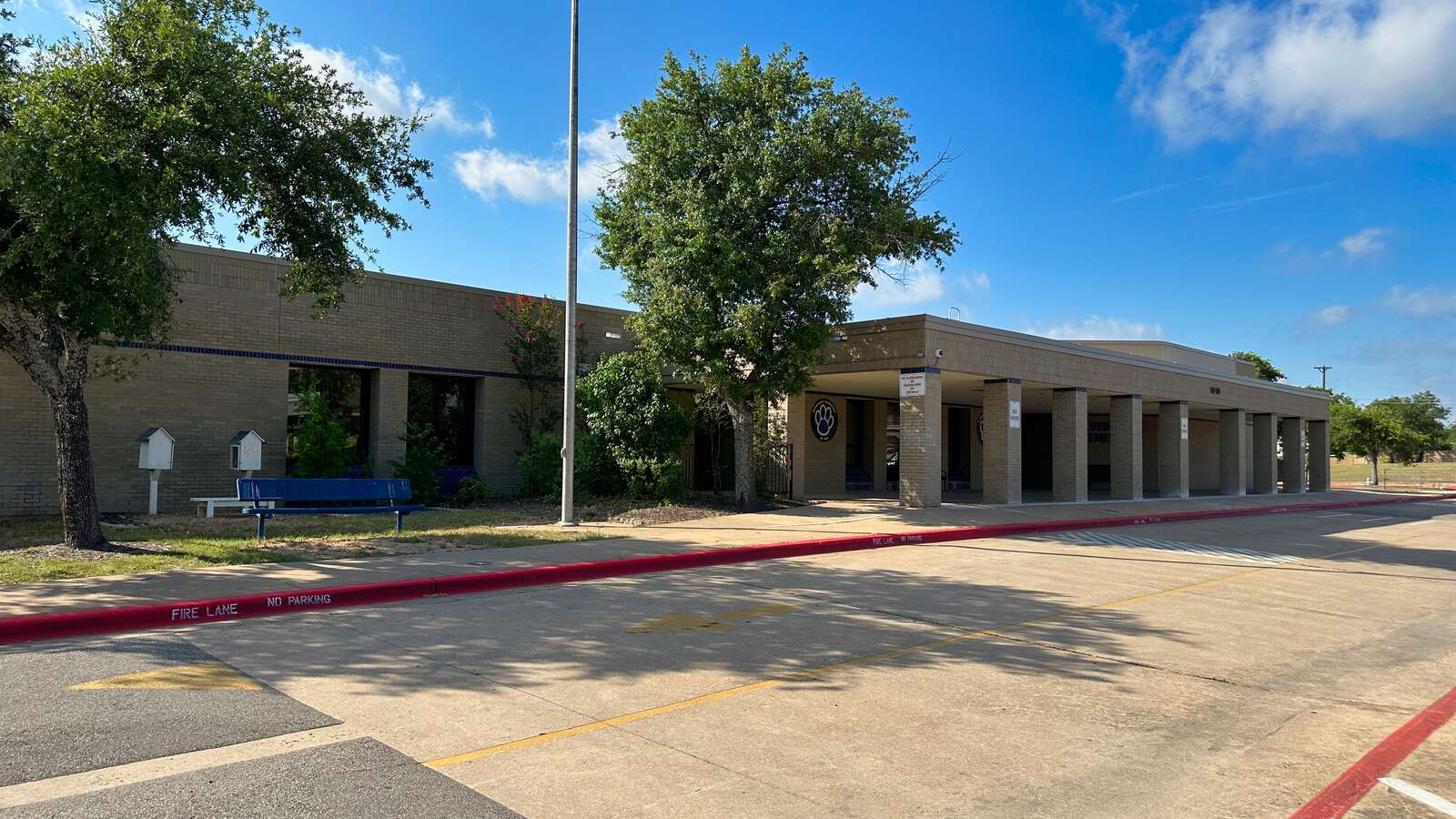 Bluebonnet Elementary School in Round Rock Texas Hero Image