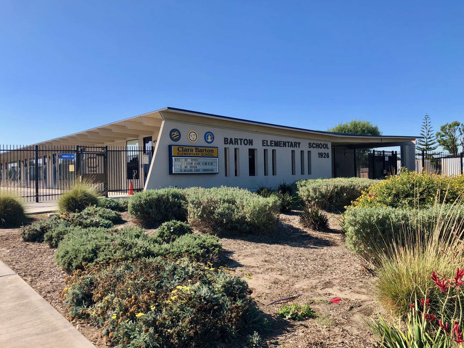 Barton Elementary School in Anaheim California Hero Image