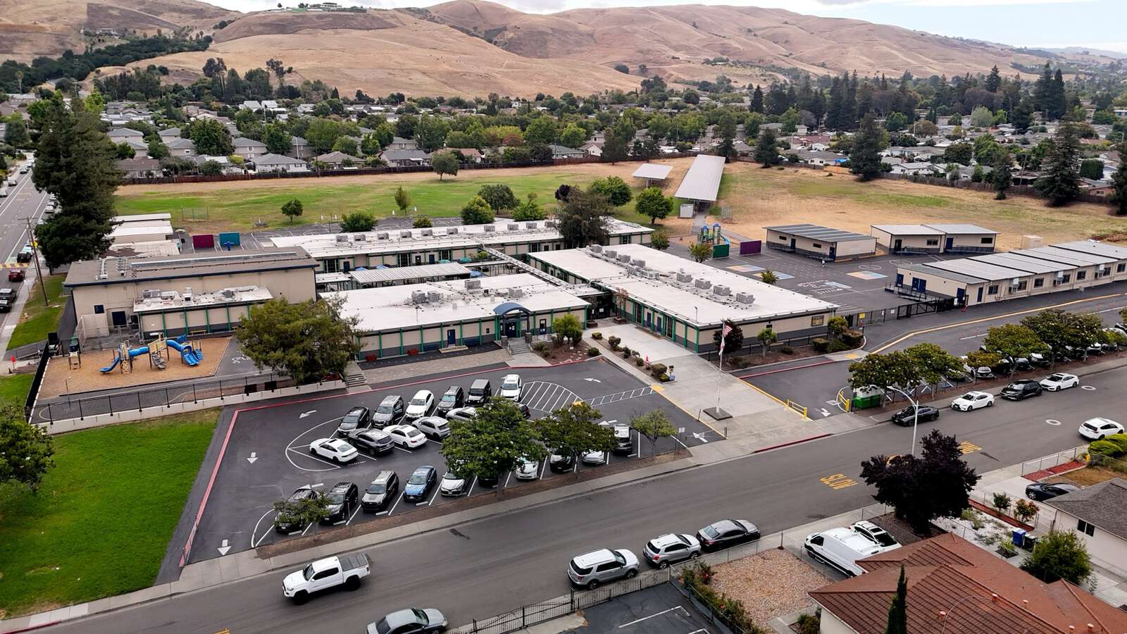 Burnett Elementary School in Milpitas California Hero Image