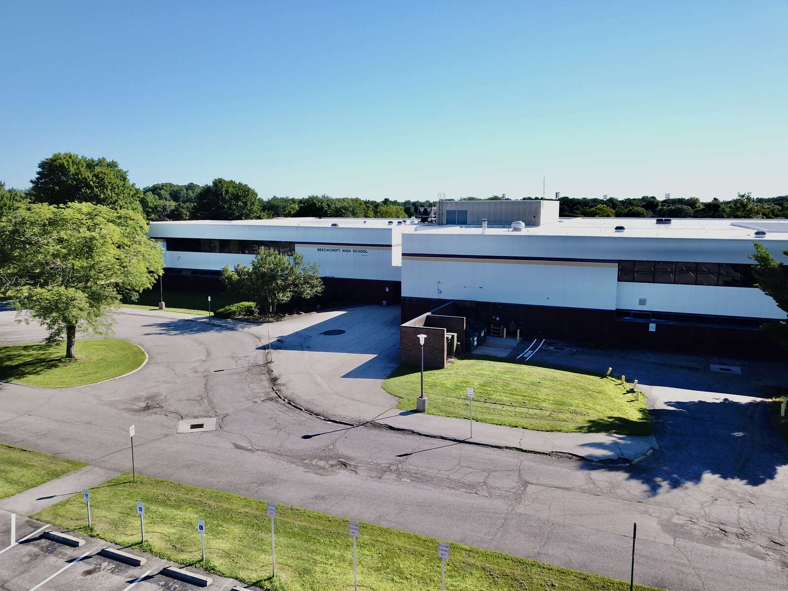 Beechcroft High School in Columbus Ohio Hero Image