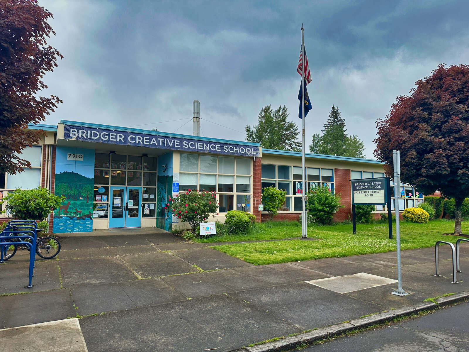 Bridger Creative Science K-8 in Portland Oregon Hero Image