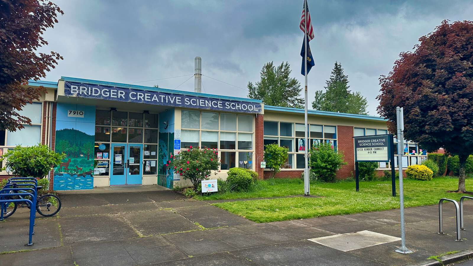 Bridger Creative Science K-8 in Portland Oregon Hero Image