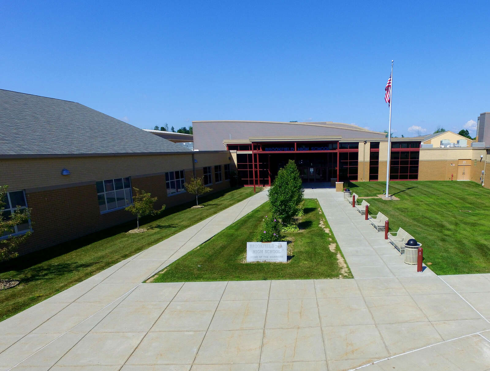 Brookfield Local School District in Brookfield Township Ohio Hero Image