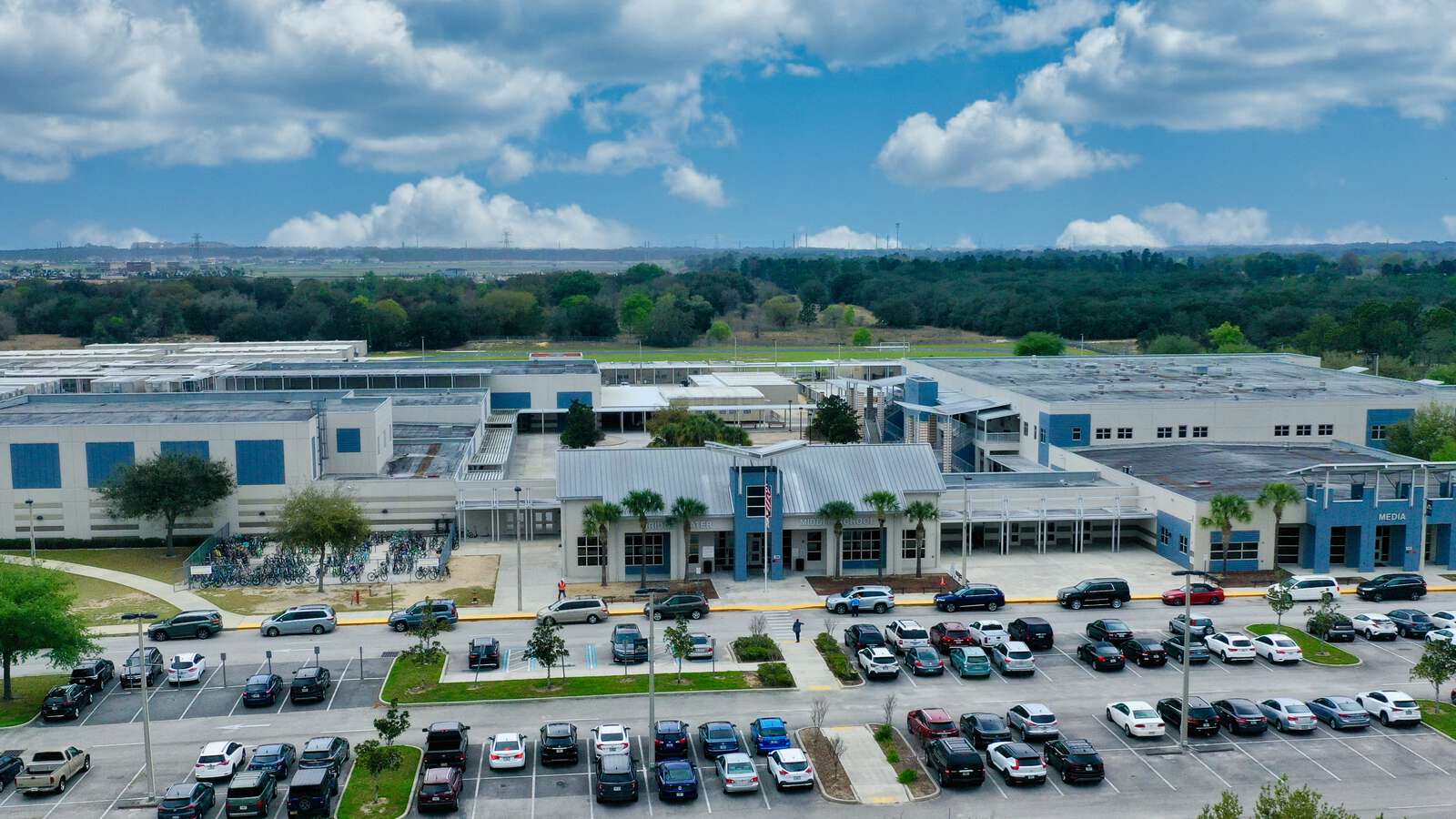 Bridgewater Middle School in Winter Garden Florida Hero Image
