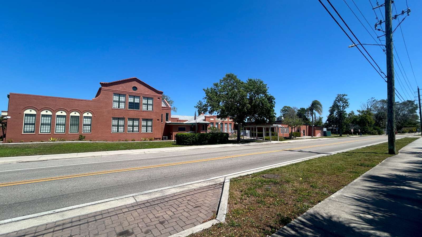 Bonita Springs Elementary School in Bonita Springs Florida Hero Image