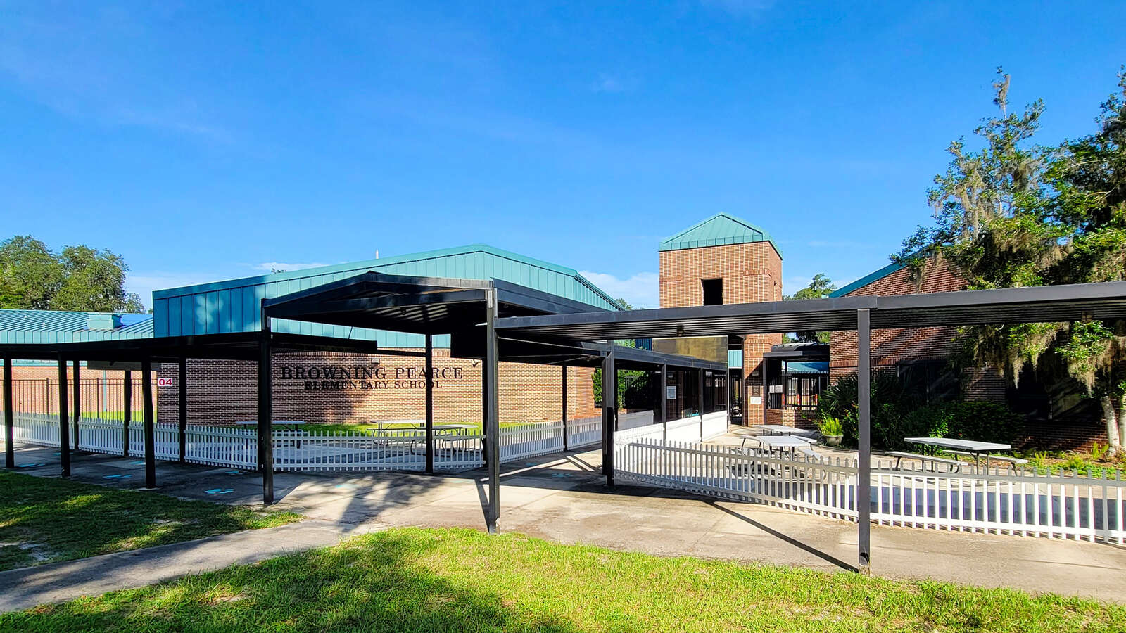 Browning Pearce Elementary School in San Mateo Florida Hero Image