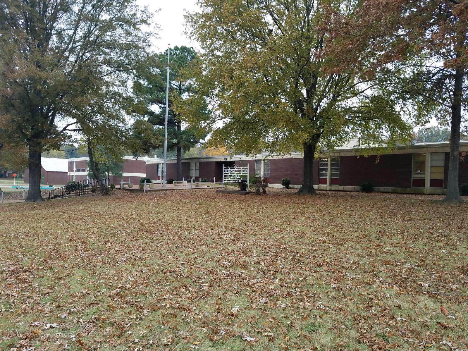 Brownsville Road Elementary in Memphis Tennessee Hero Image
