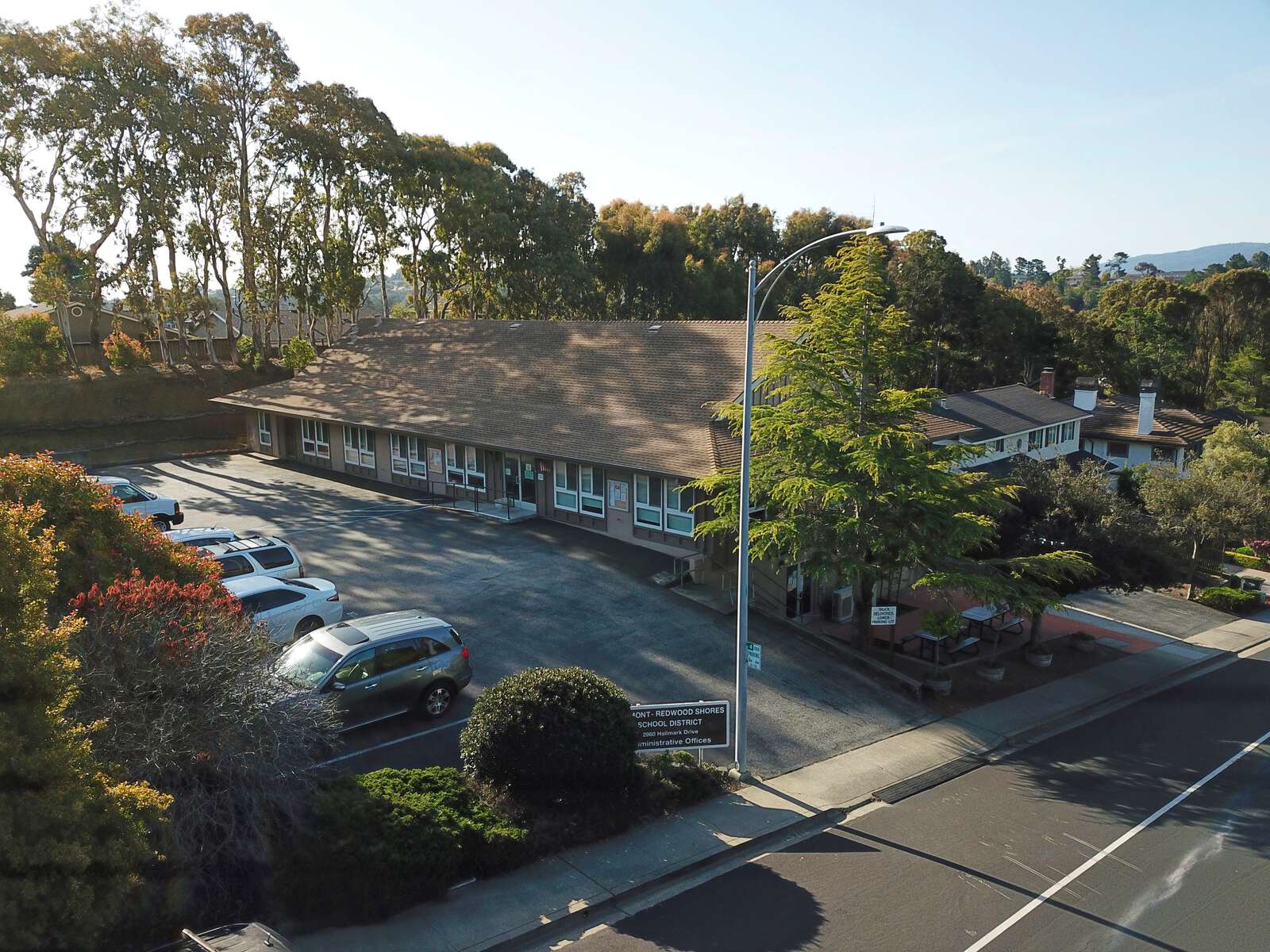 Belmont-Redwood Shores School District in Belmont California Hero Image