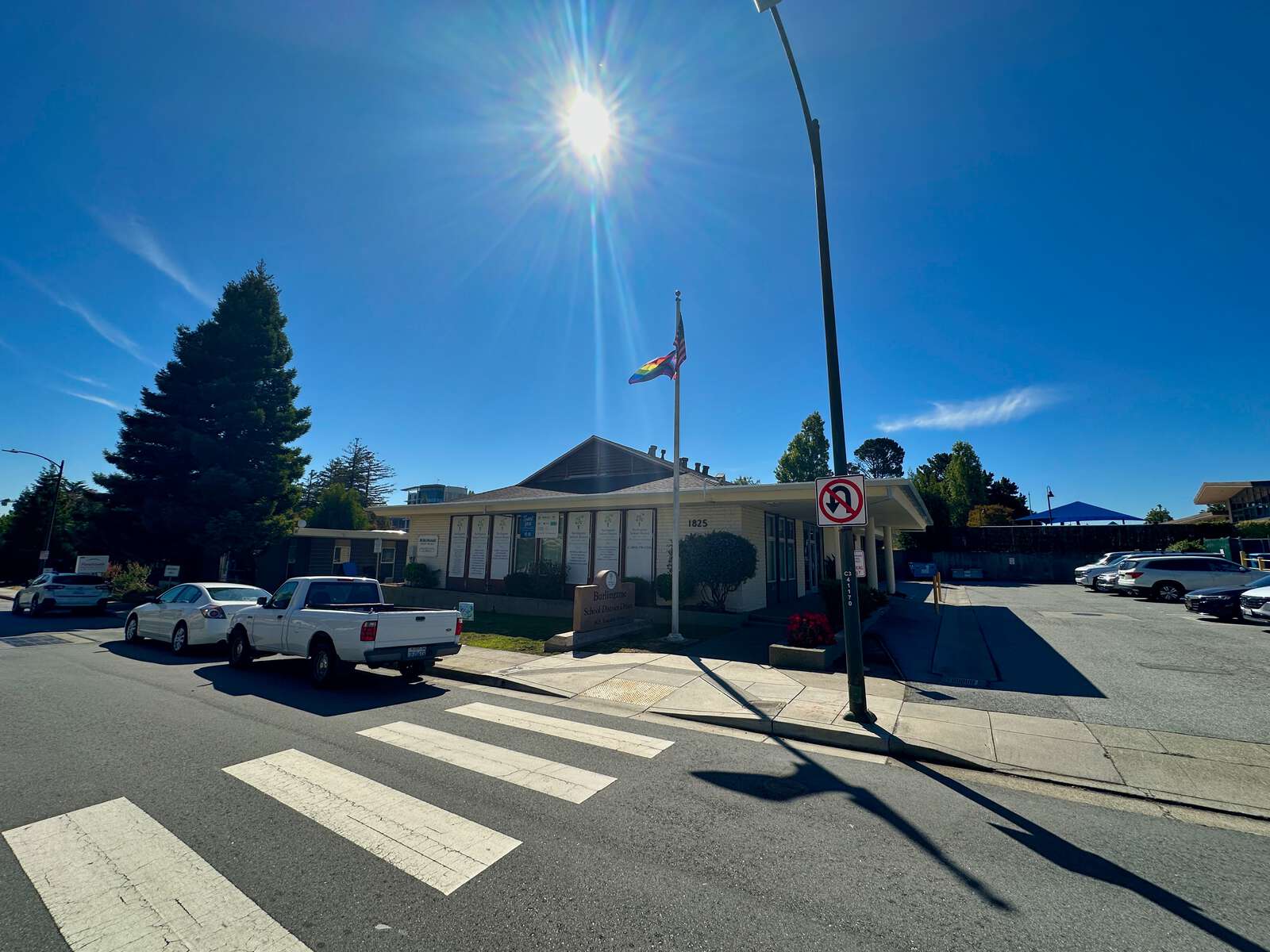 Burlingame School District in Burlingame California Hero Image