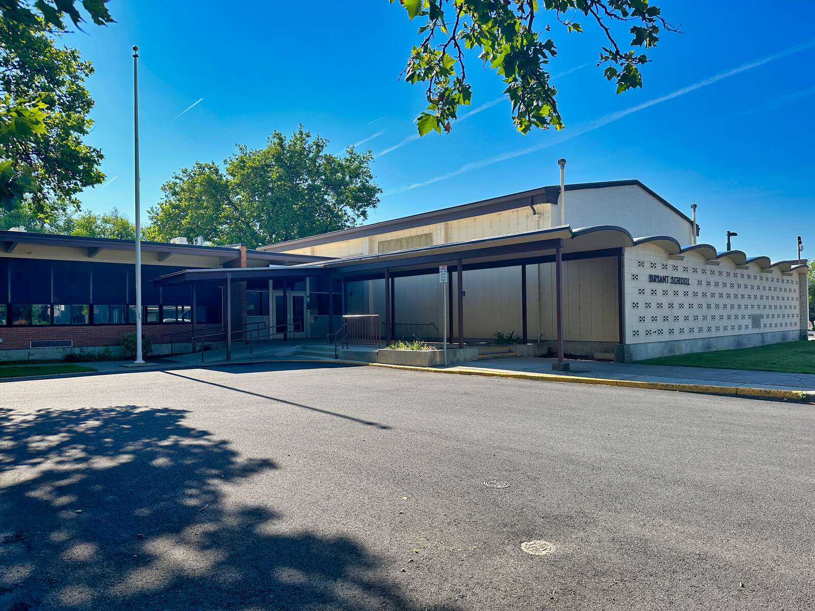 Bryant/TEC School in Spokane Washington Hero Image