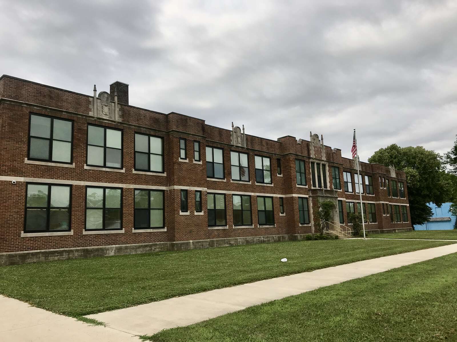 Burroughs Elementary School in Columbus Ohio Hero Image