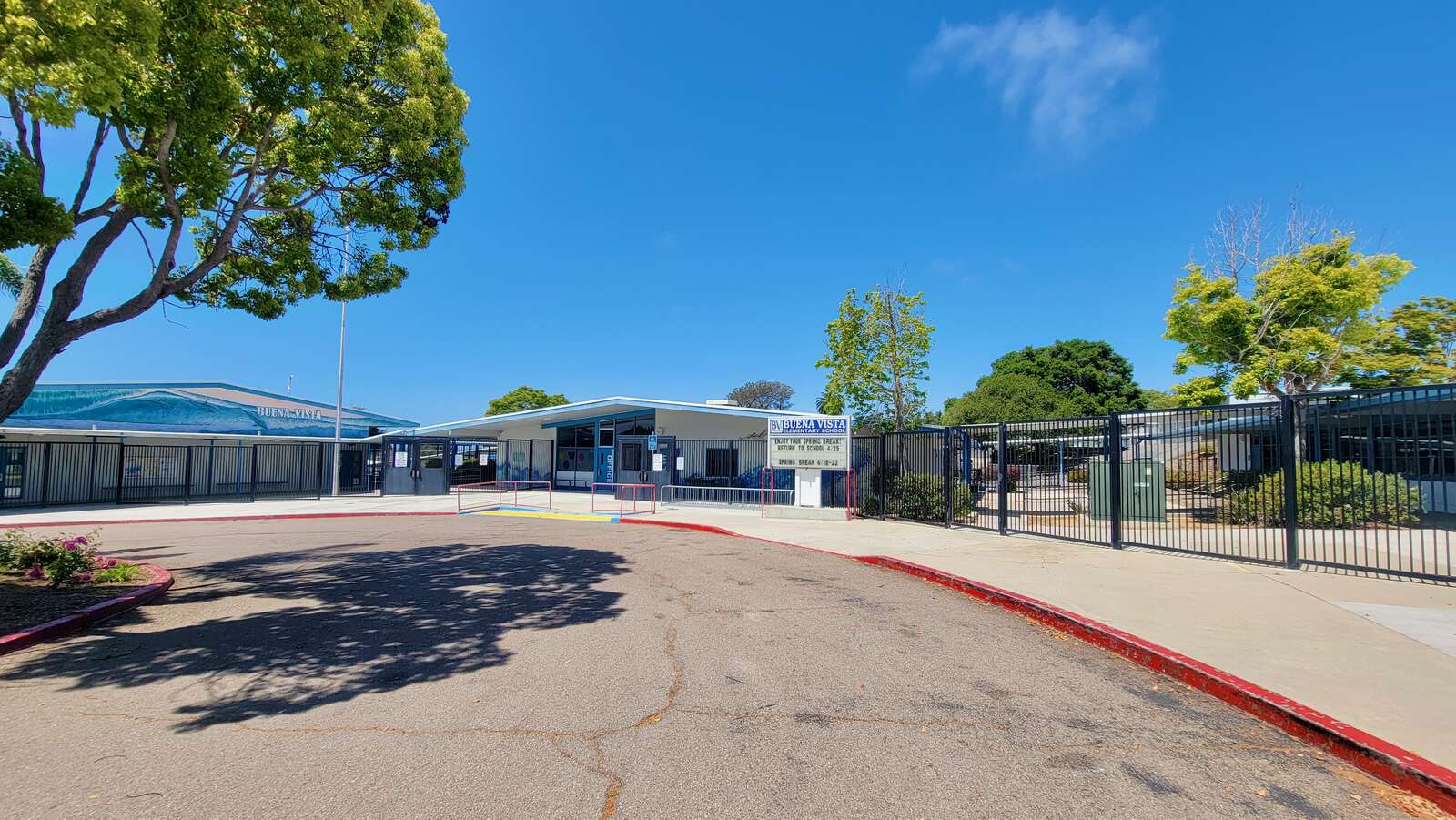 Buena Vista Elementary School in Carlsbad California Hero Image