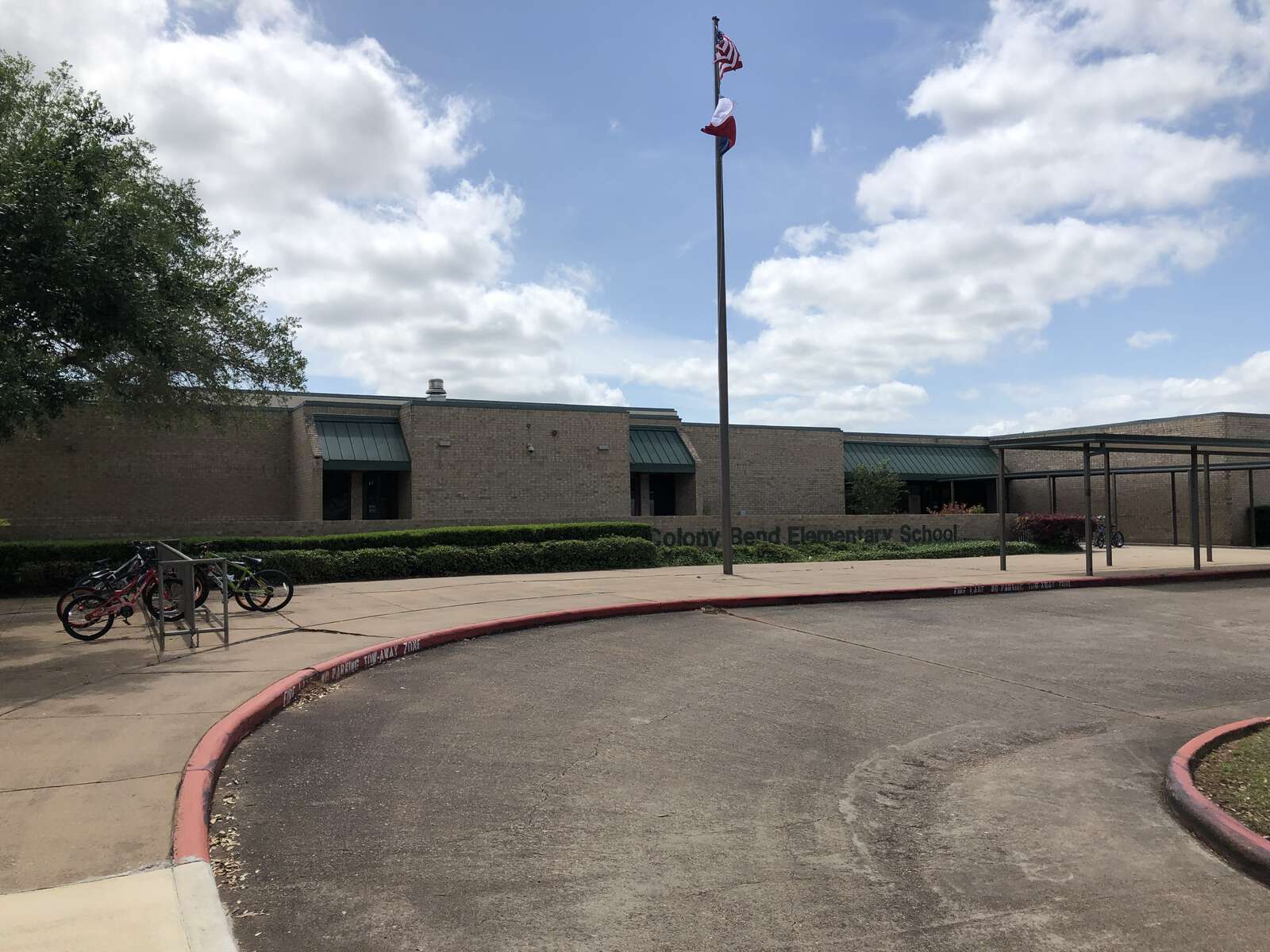 Colony Bend Elementary  School in Sugar Land Texas Hero Image