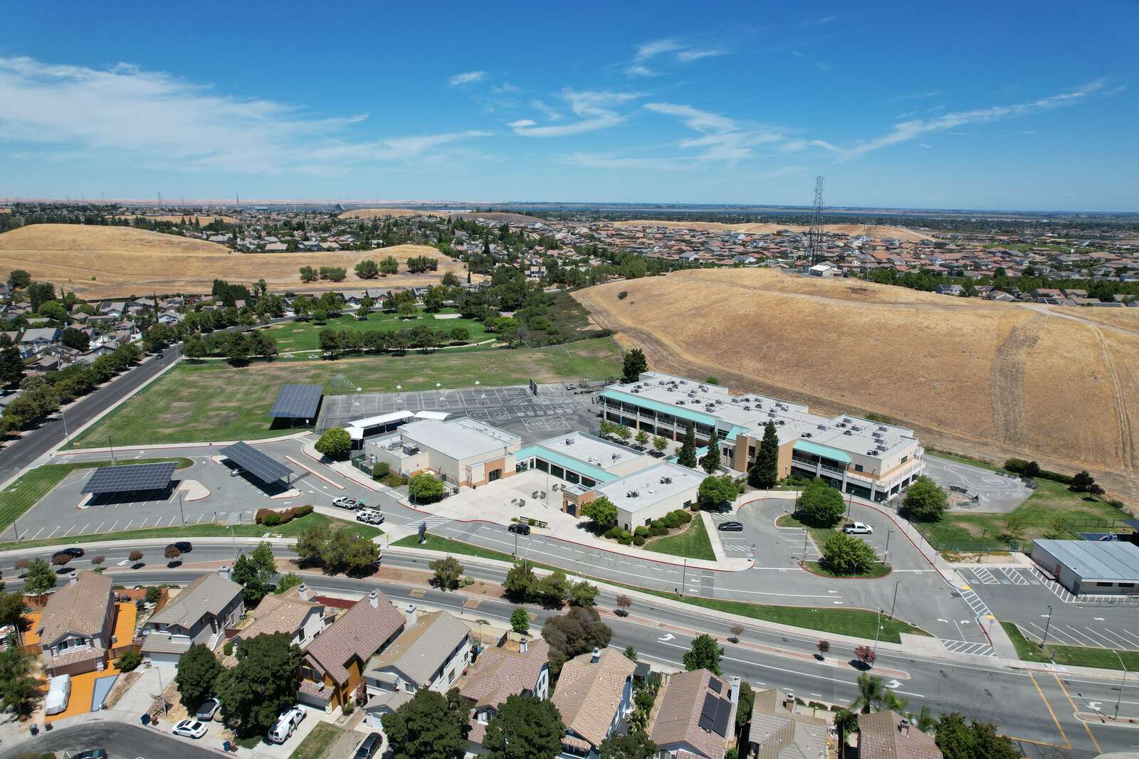 Carmen Dragon Elementary School in Antioch California Hero Image