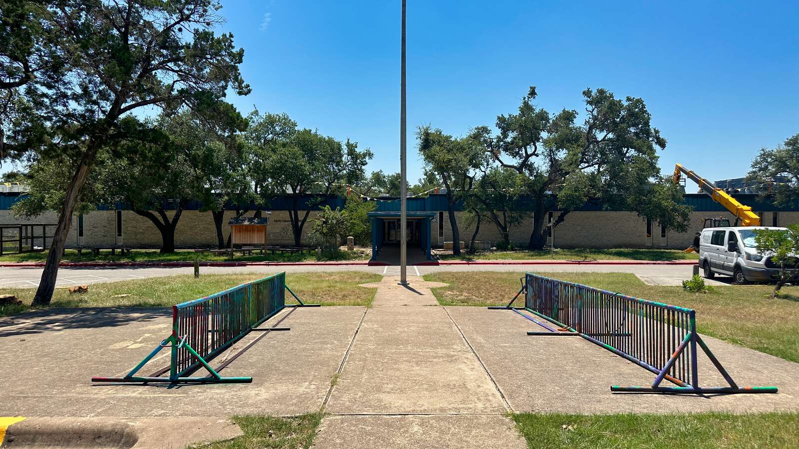 Caraway Elementary School in Austin Texas Hero Image