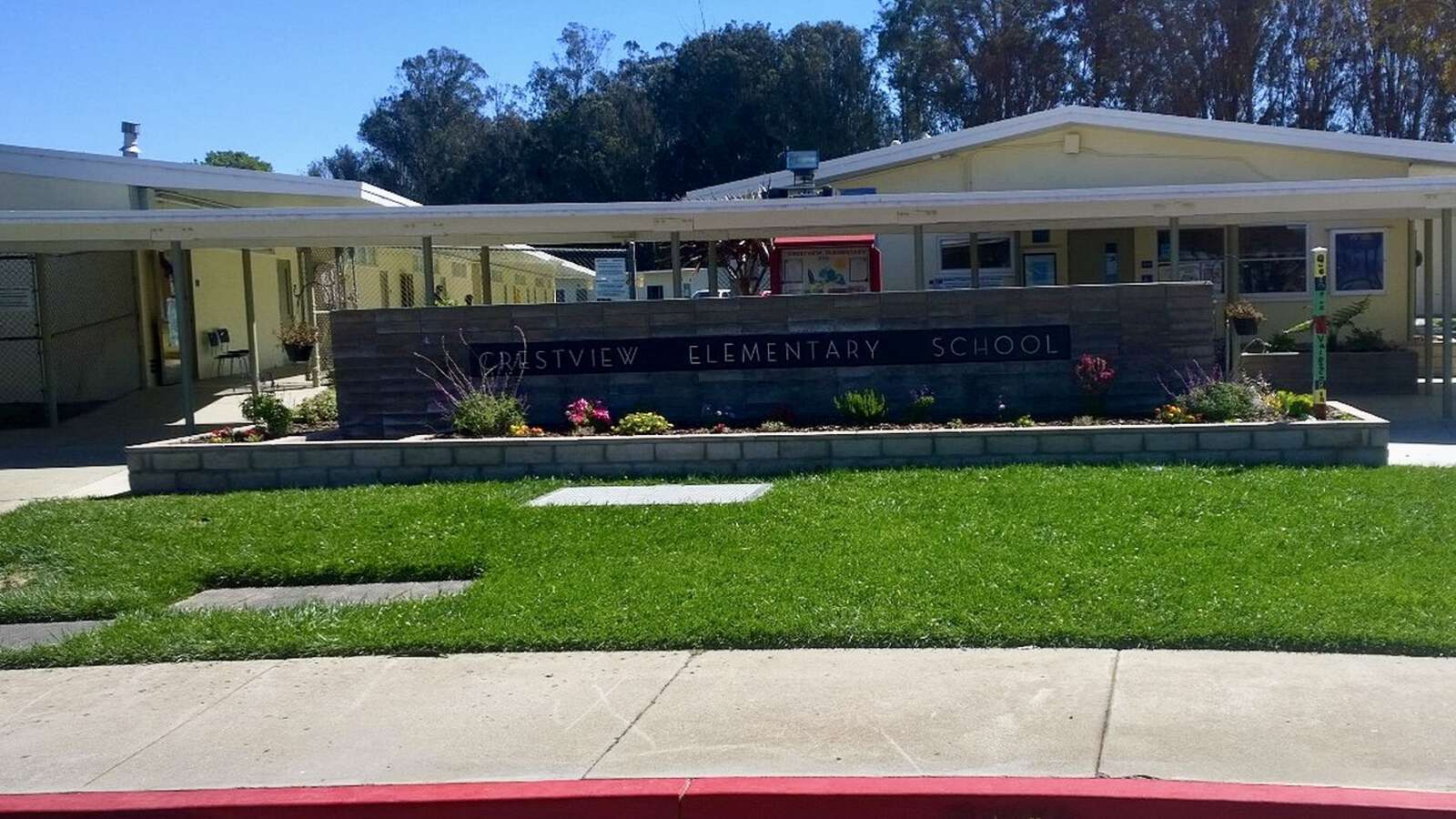 Crestview Elementary School in Vandenberg AFB California Hero Image