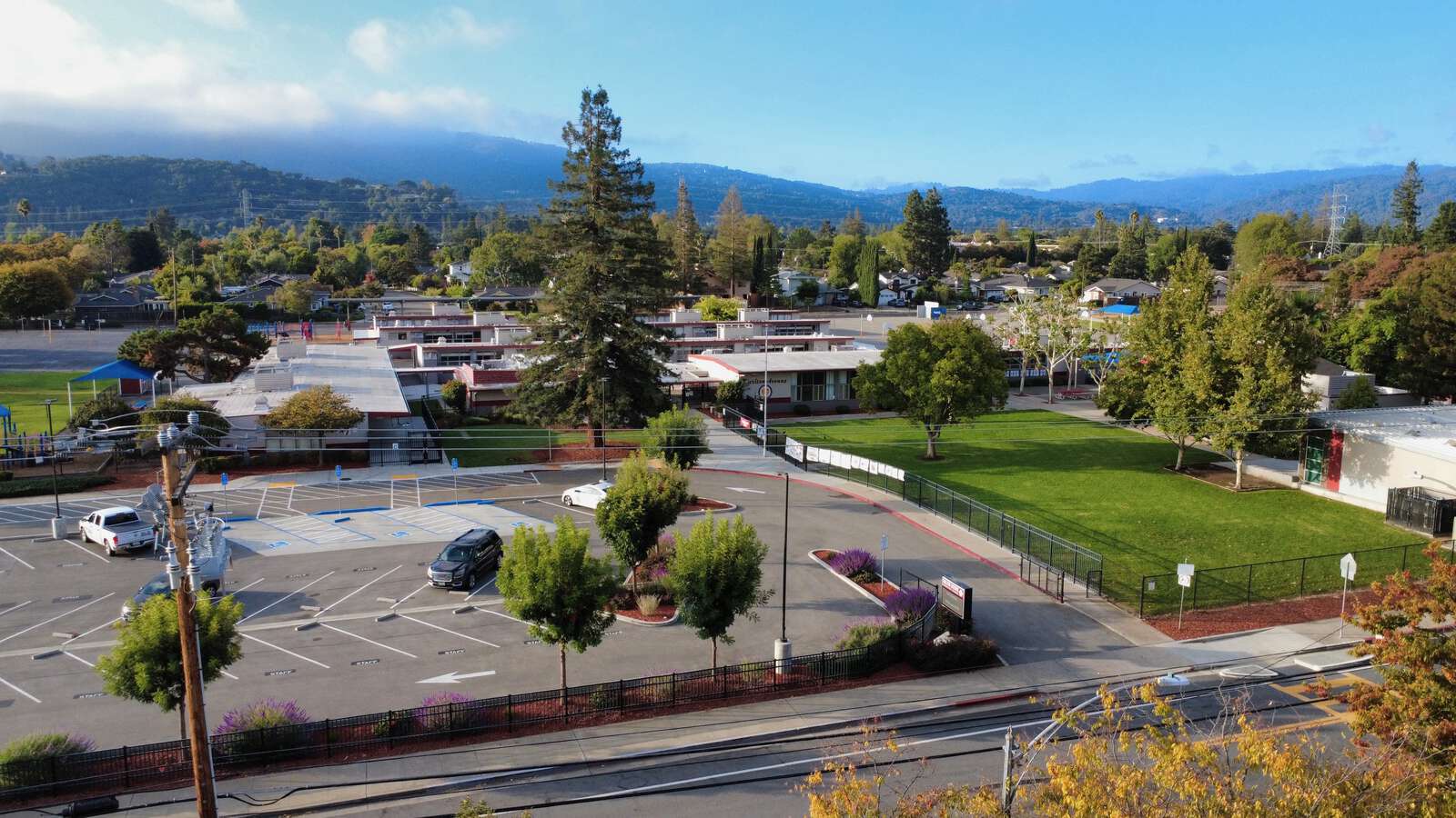 Carlton Elementary School in San Jose California Hero Image