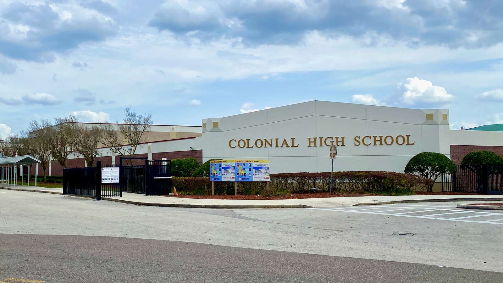 Colonial High School in Orlando Florida Hero Image