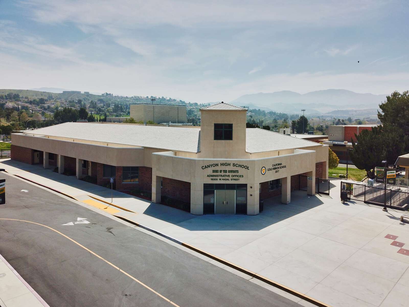 Canyon High School in Canyon Country California Hero Image