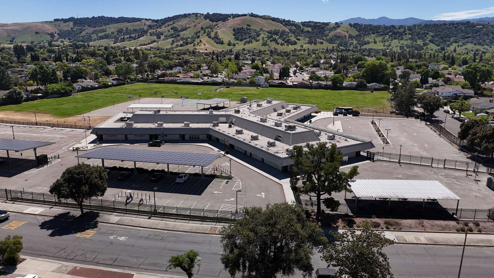 Calero High School in San Jose California Hero Image