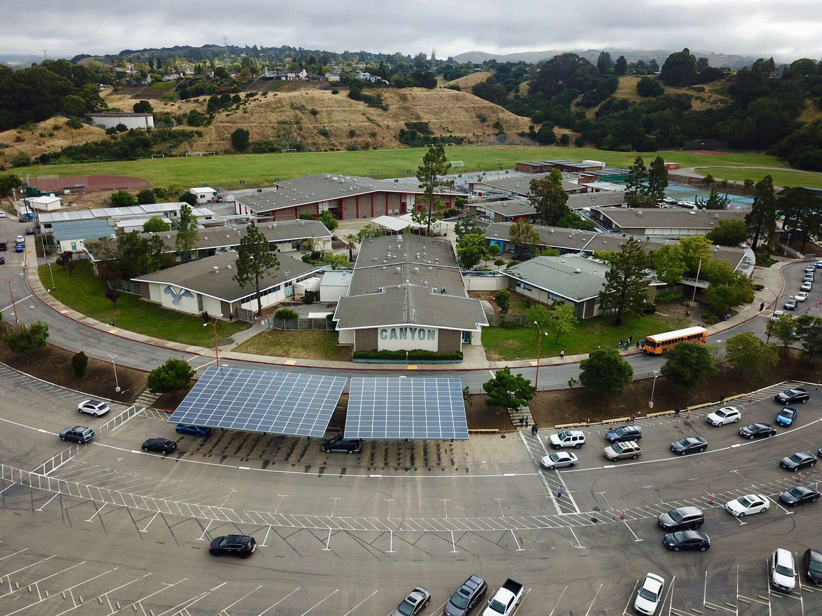 Canyon Middle School in Castro Valley California Hero Image
