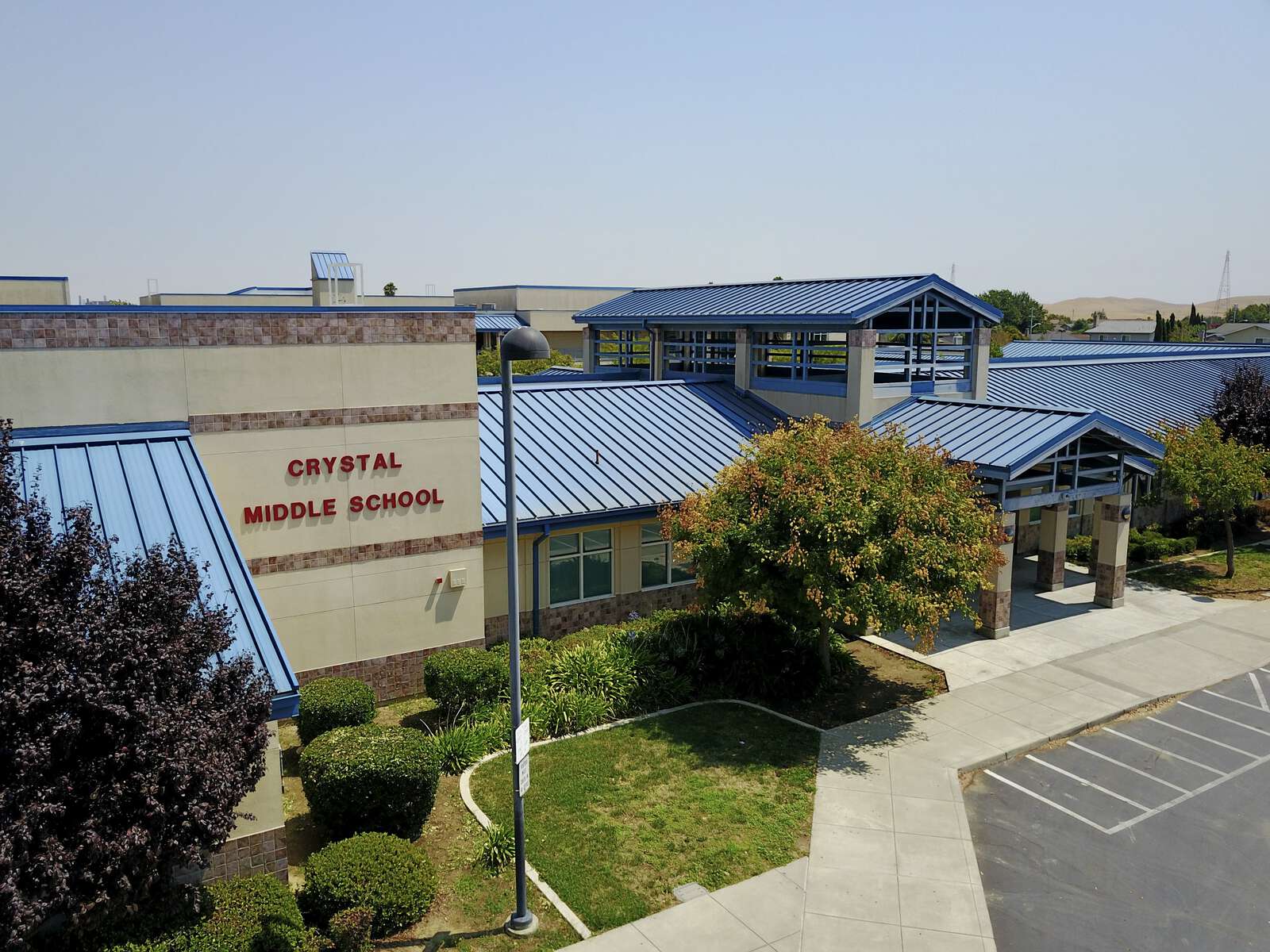 Crystal Middle School in Suisun City California Hero Image