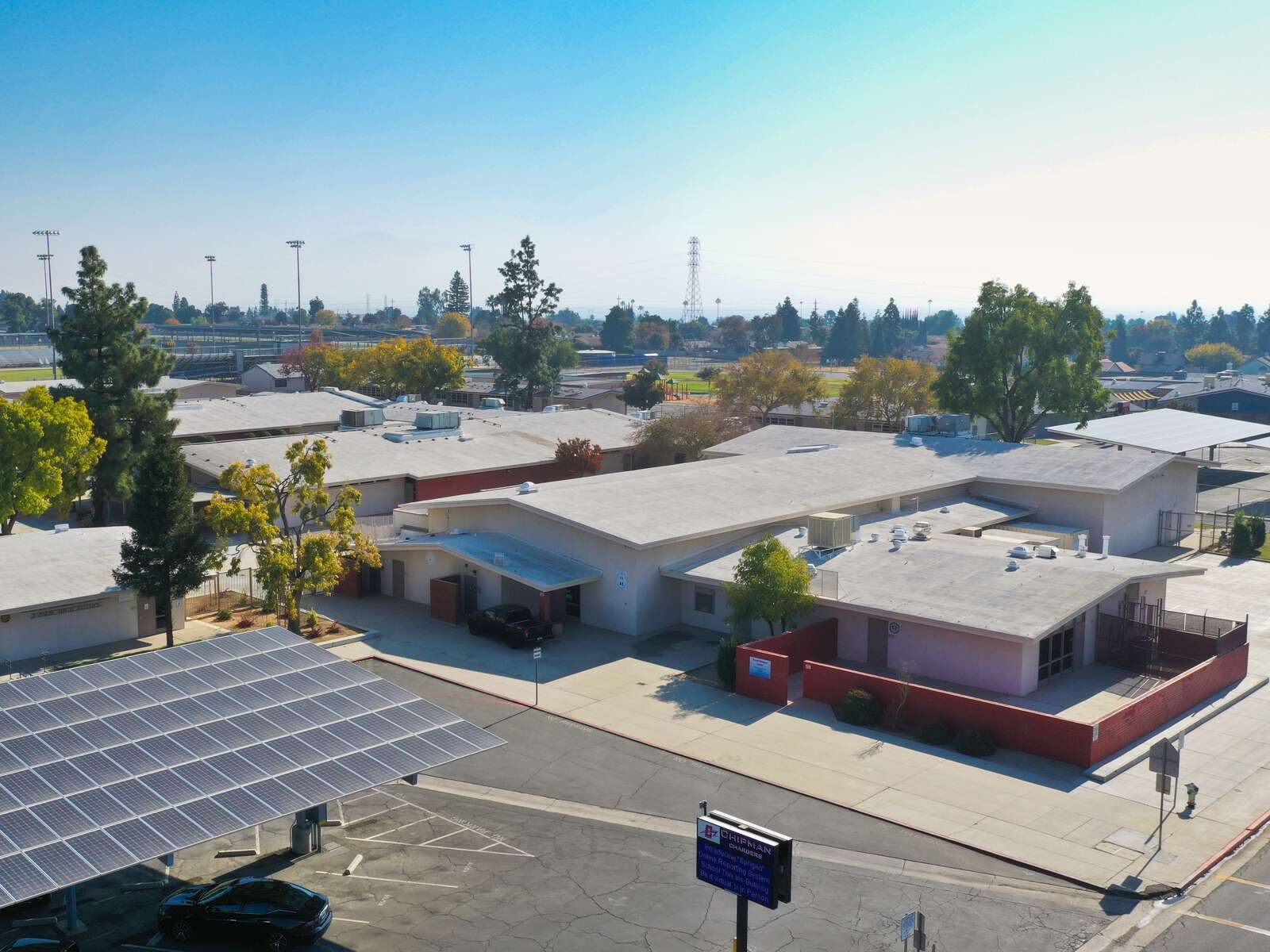 Chipman Junior High School in Bakersfield California Hero Image