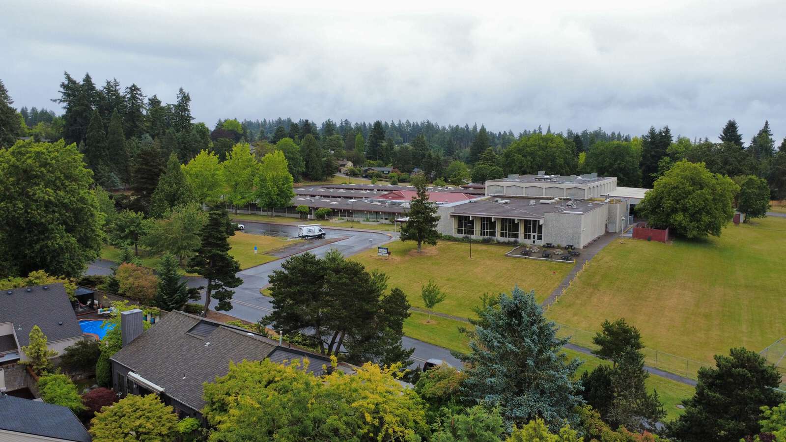 Cedar Park Middle School in Portland Oregon Hero Image