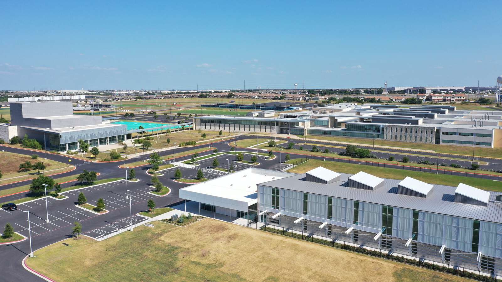 Cedar Ridge High School in Round Rock Texas Hero Image