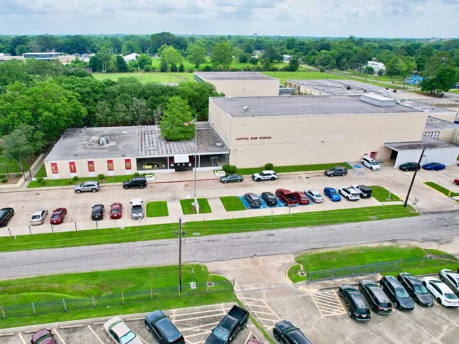 Capitol Senior High School in Baton Rouge Louisiana Hero Image