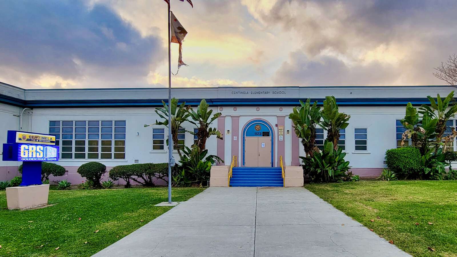 Centinela TK-8 Elementary School in Inglewood California Hero Image
