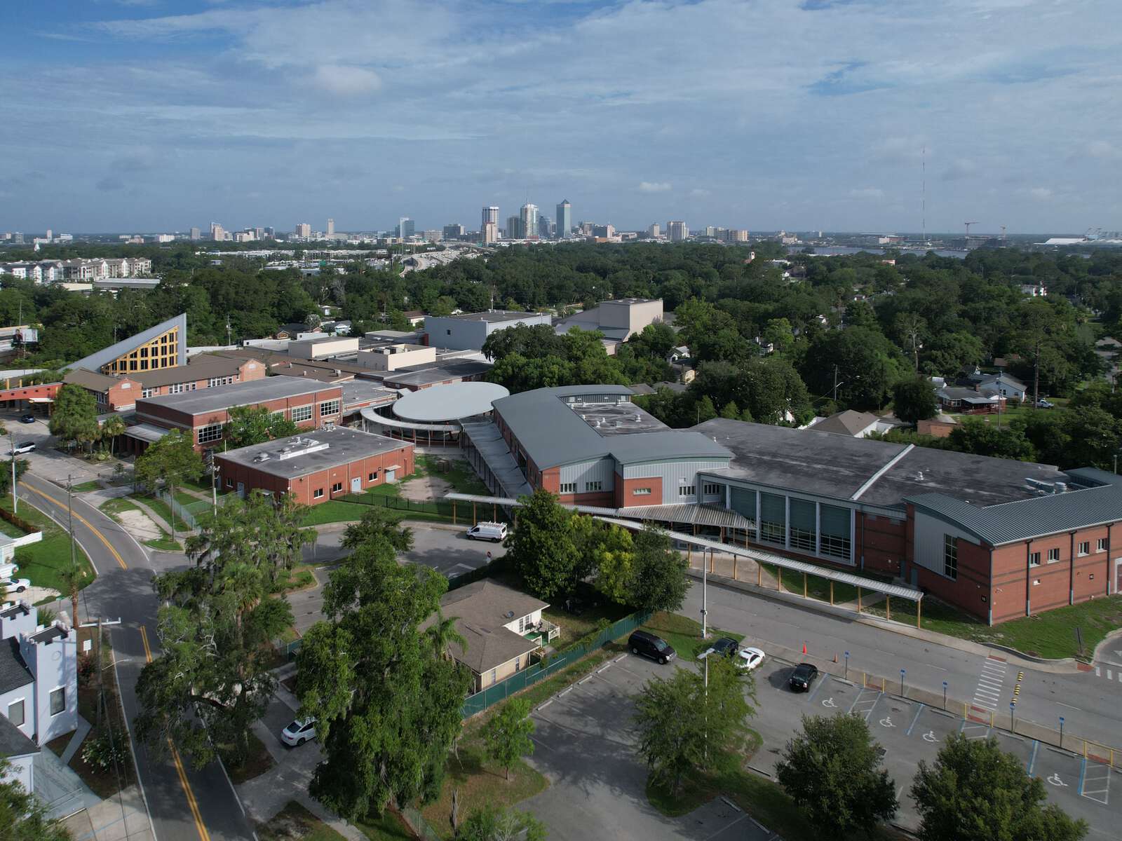Douglas Anderson School of the Arts in Jacksonville Florida Hero Image