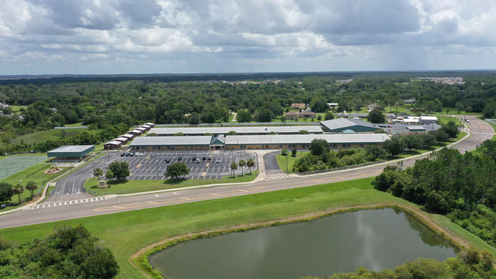 Double Branch Elementary School in Wesley Chapel Florida Hero Image
