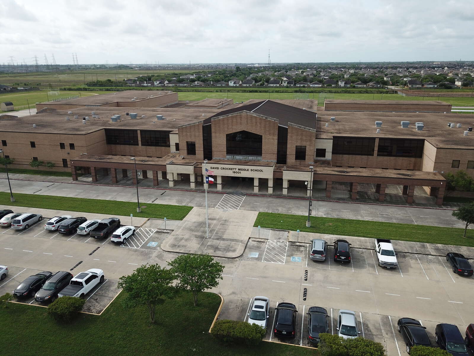 Crockett Middle School in Richmond Texas Hero Image
