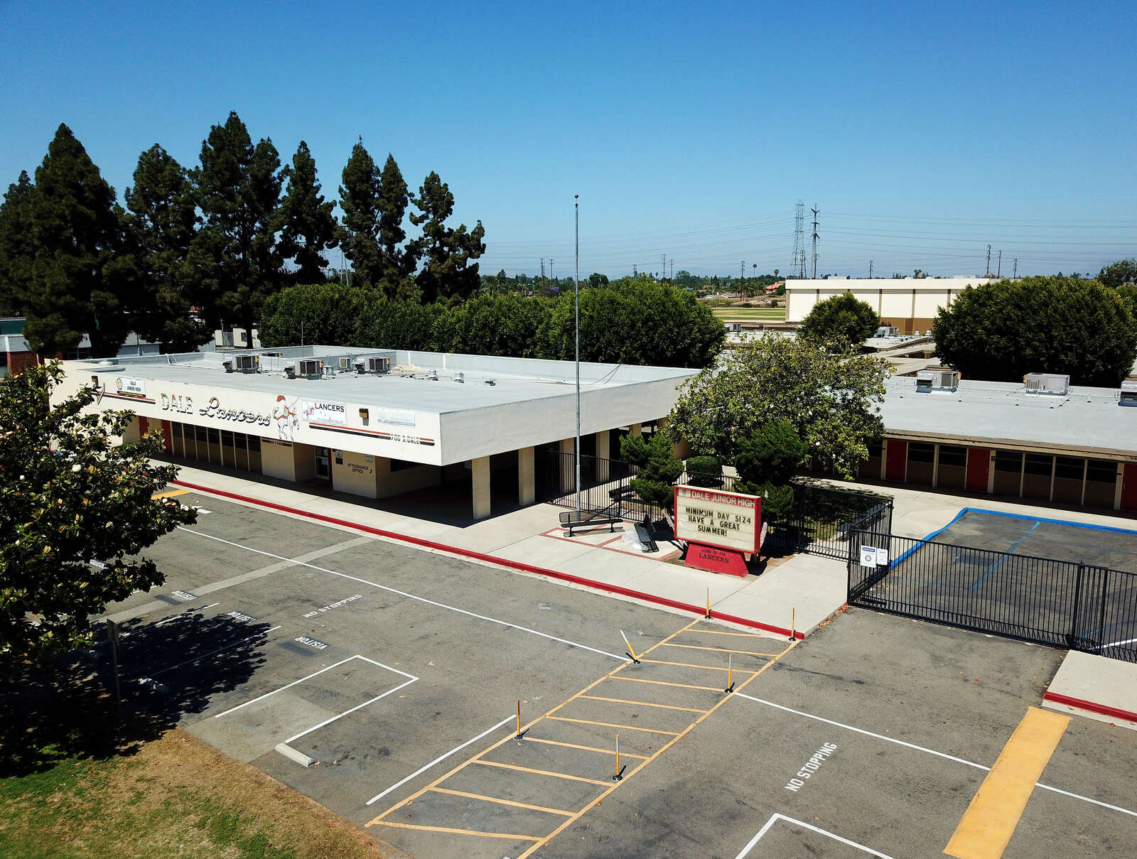 Dale Junior High School in Anaheim California Hero Image