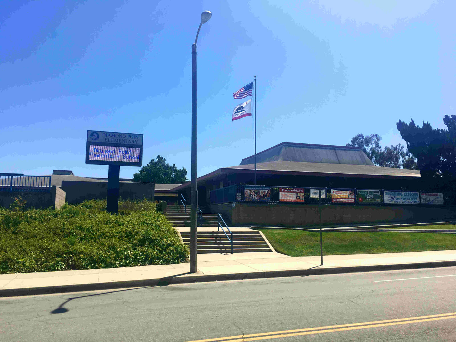Diamond Point Elementary School in Diamond Bar California Hero Image