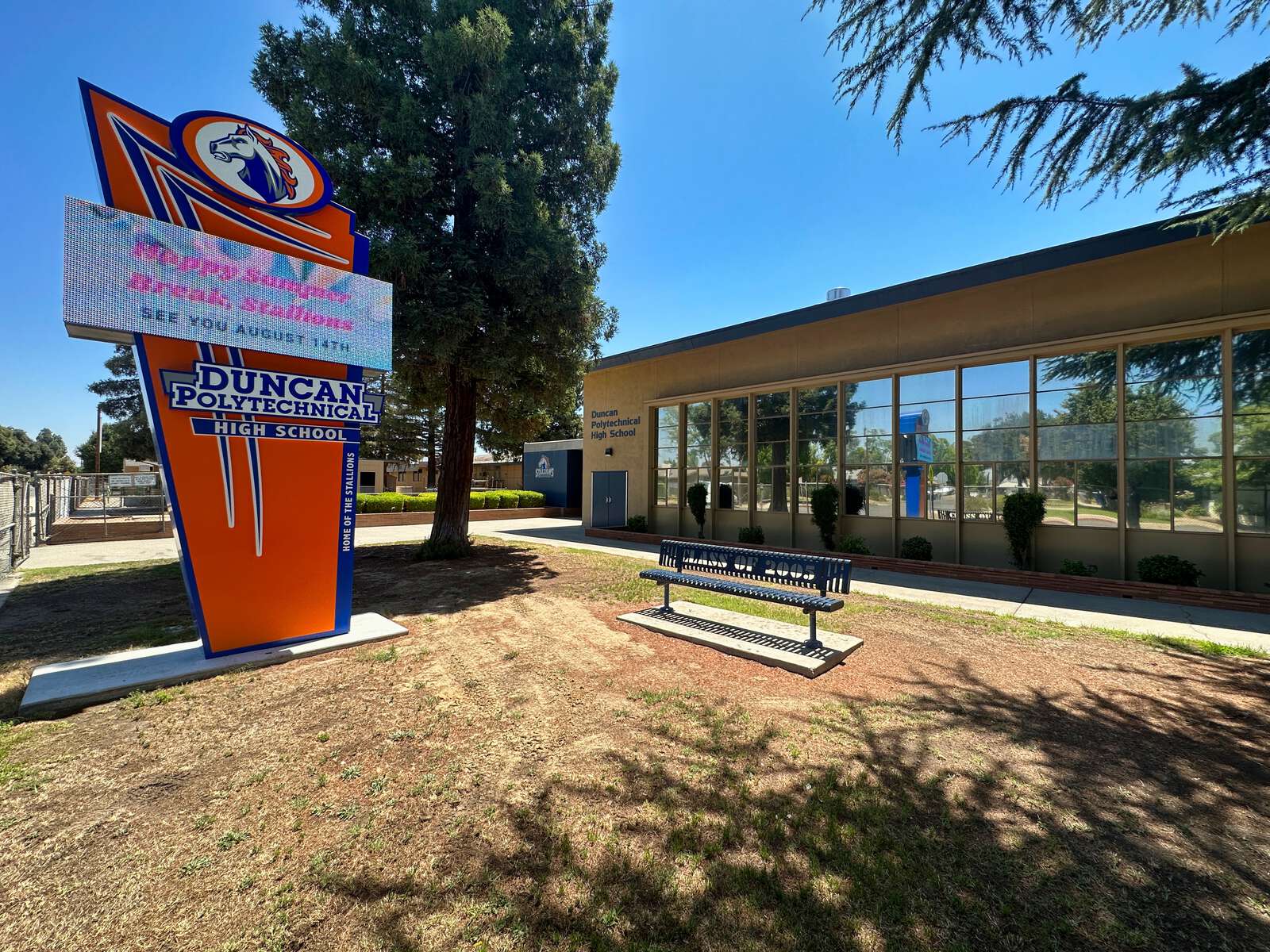 Duncan Polytechnical High School in Fresno California Hero Image