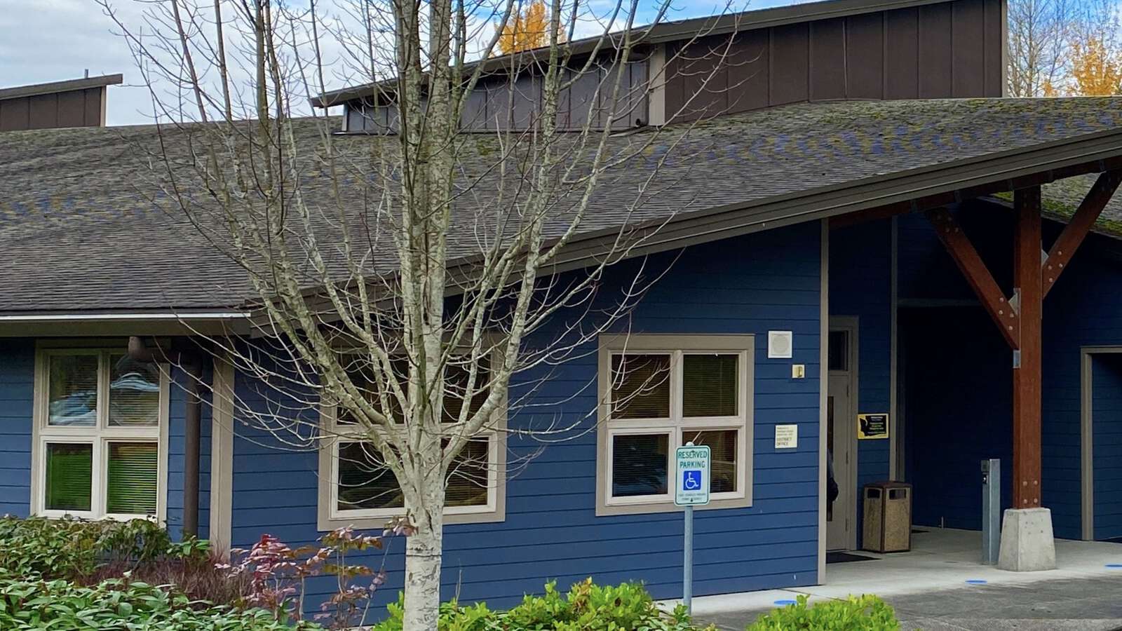 Dieringer School District in Lake Tapps Washington Hero Image