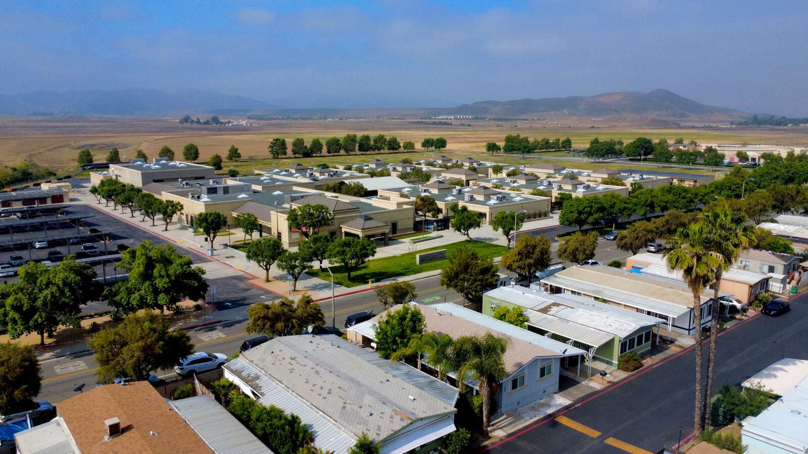 Diamond Valley Middle School in Hemet California Hero Image