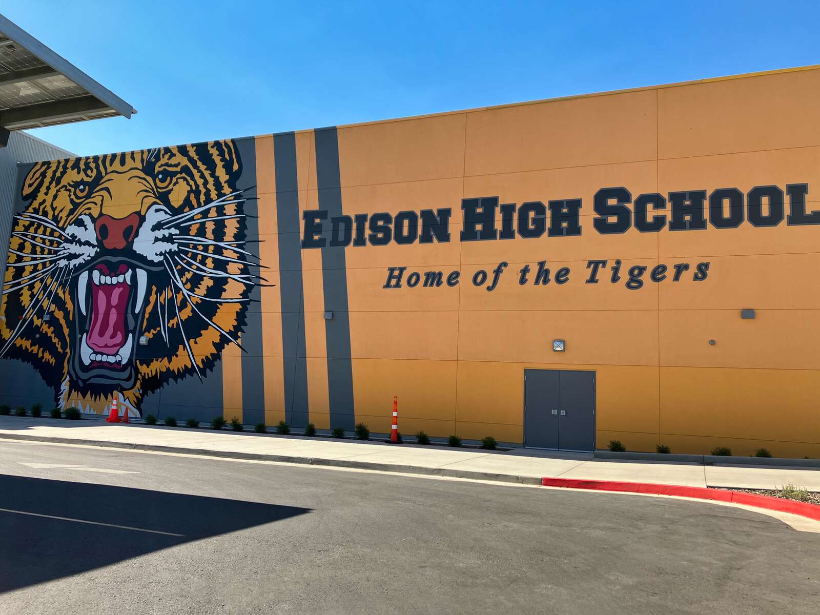 Edison High School in Fresno California Hero Image