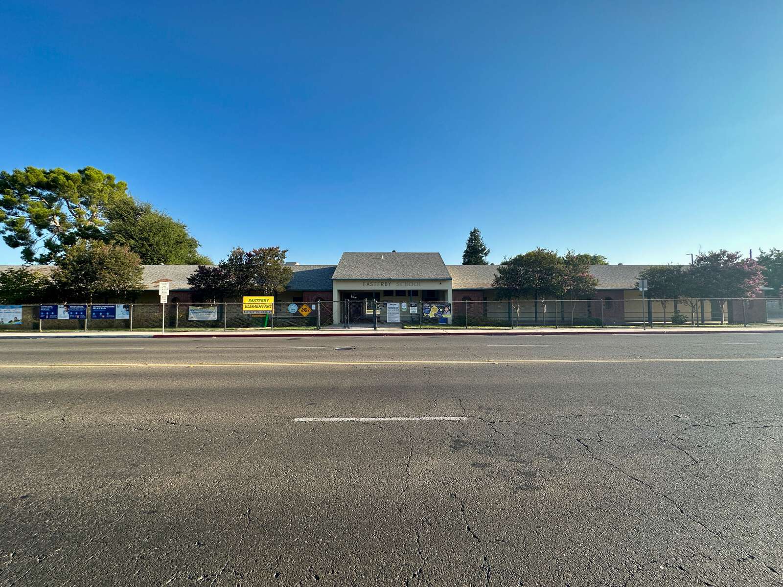 Easterby Elementary School in Fresno California Hero Image