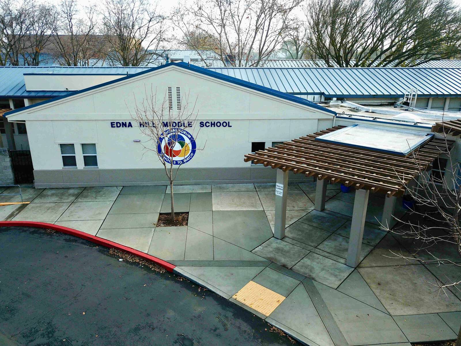 Edna Hill Middle School in Brentwood California Hero Image